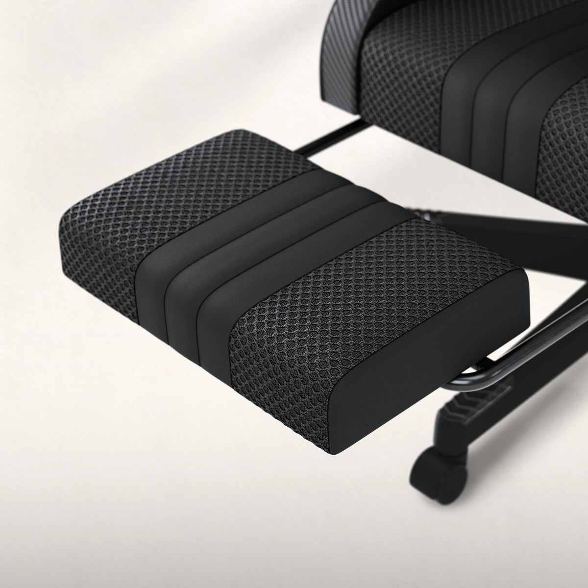 HUZARO Force 4.7 Carbon Mesh gaming chair