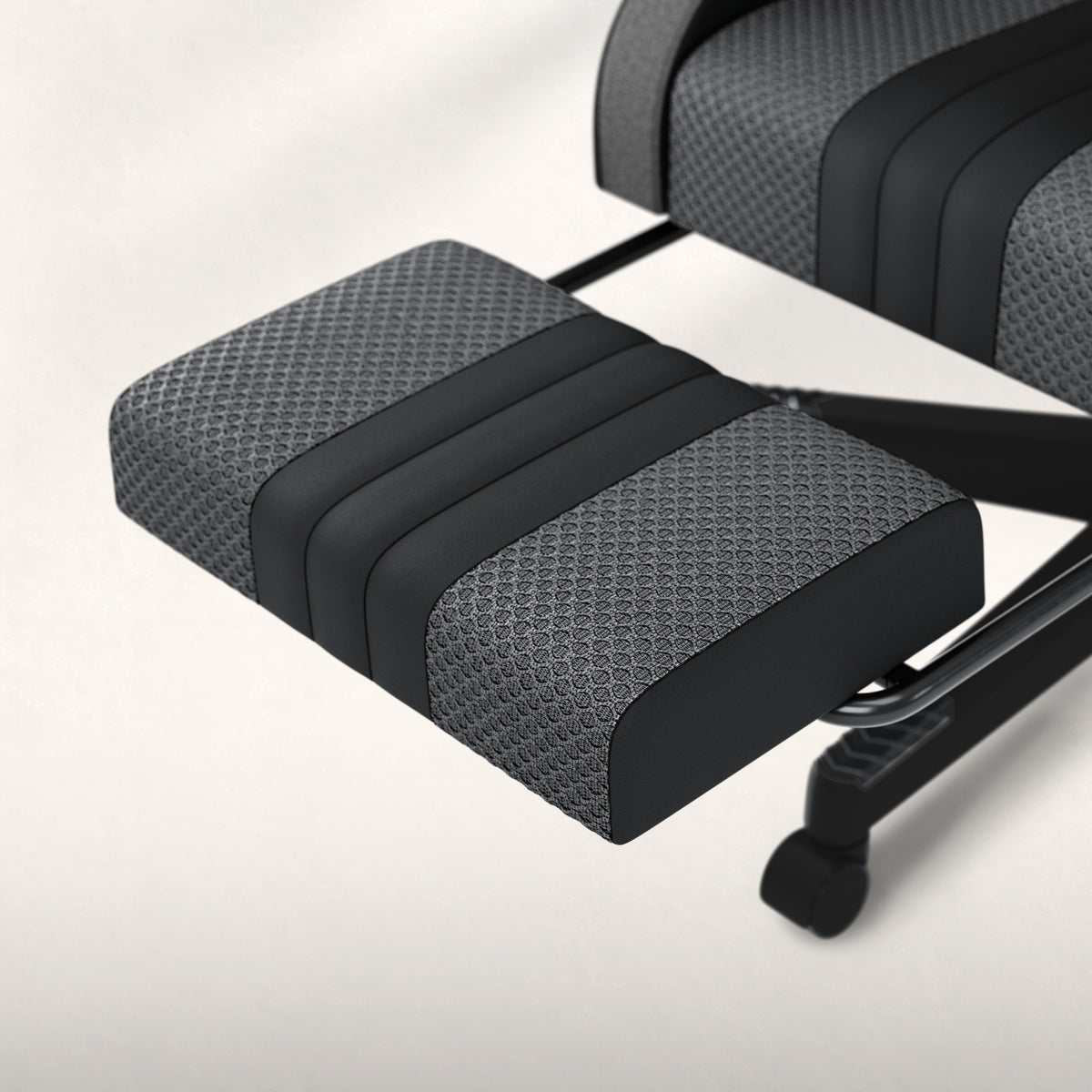 Huzaro Force 4.7 Grey Mesh gaming chair