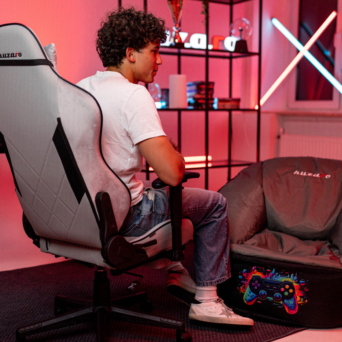 Huzaro Force 5.7 Grey gaming chair