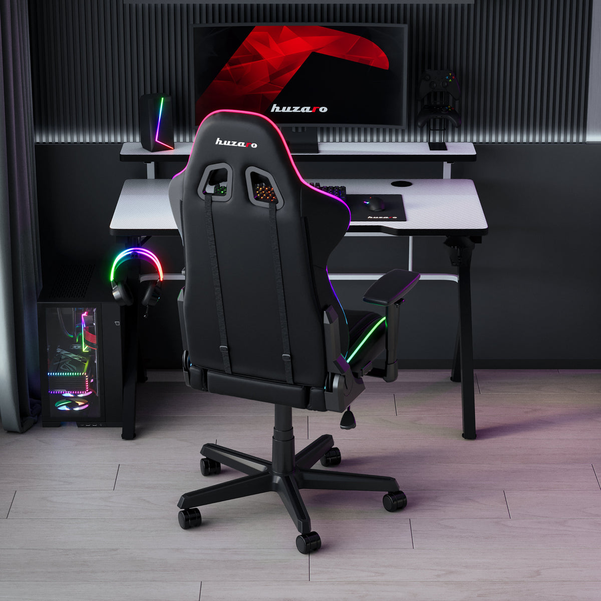 Hero 5.0: A desk designed with gamers in mind