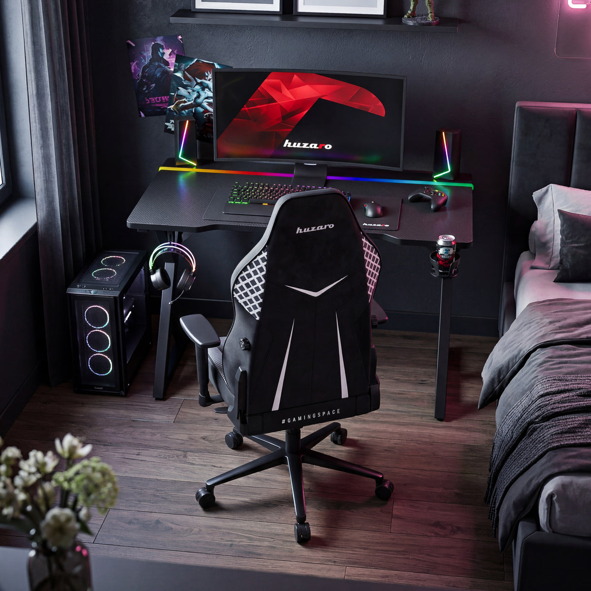 Huzaro Hero 2.4 RGB Black gaming desk with LED lighting