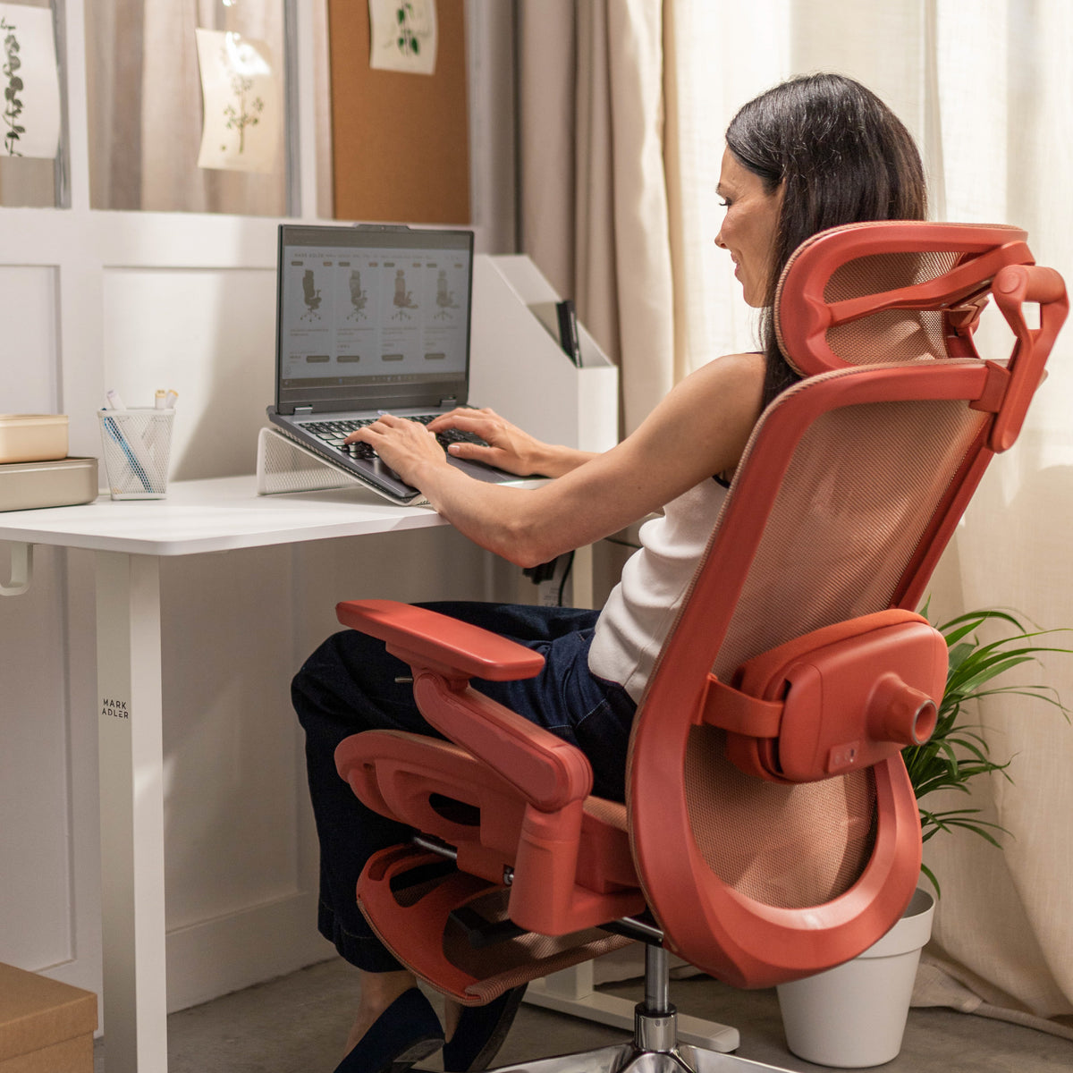 Mark Adler Leadpro 8.7 Red Ergonomic Massage Armchair